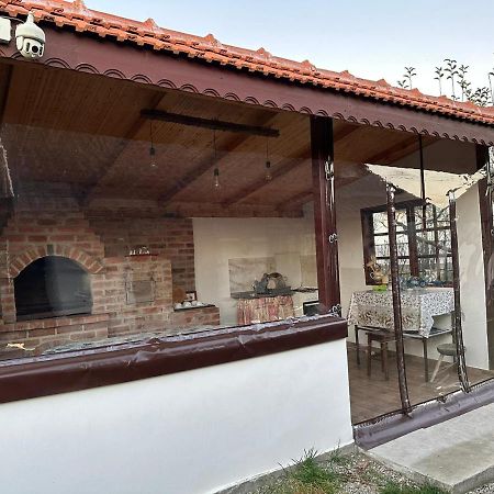 Casa De Vacanta Mirela Novaci-Straini Exterior photo